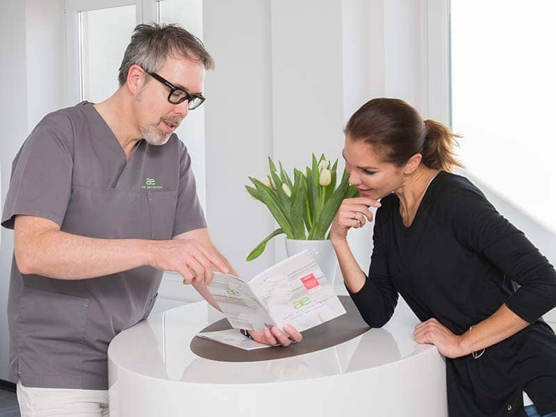 Jawline Unterspritzen Muenchen Infos Malar Bags und Festoons Infos